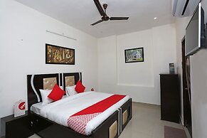 OYO 17443 Tirupati Residency