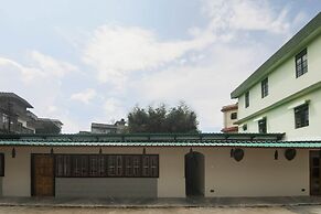 OYO 19292 55 Pillars House