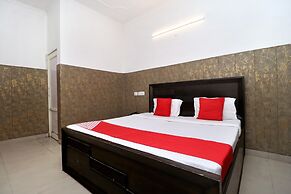 OYO 18943 Hotel Punjab Residency
