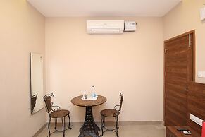 OYO 27743 Hotel Platina