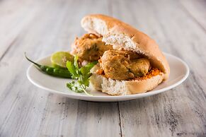 OYO 24838 Hotel Neelam