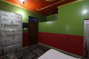 OYO 15392 Sri Sai Guru Comforts