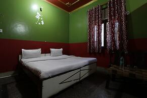 OYO 15392 Sri Sai Guru Comforts