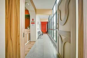 OYO 15392 Sri Sai Guru Comforts