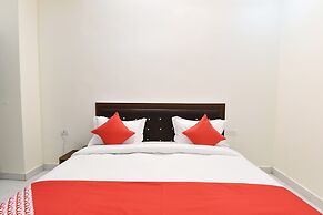 OYO 19134 The Signature Hotel