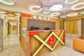 OYO 19501 Hotel Silver Palace
