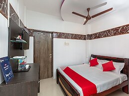 OYO 19396 Cristal Residency