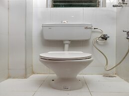 OYO 19396 Cristal Residency