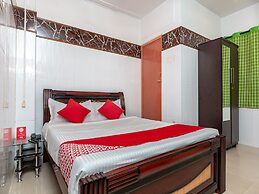 OYO 19396 Cristal Residency