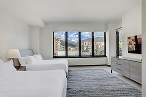 The Lion Vail- 4 BR Modern Mountain Luxury by RedAwning - Save 20% on 