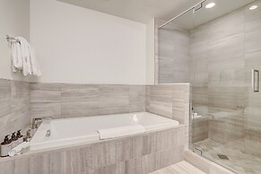 The Lion Vail- 4 BR Modern Mountain Luxury by RedAwning - Save 20% on 