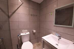 Amdar Hotel & Hostel