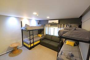 Amdar Hotel & Hostel