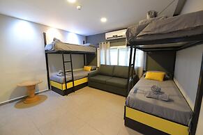 Amdar Hotel & Hostel