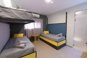 Amdar Hotel & Hostel