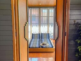 Vali Villa Bangkok