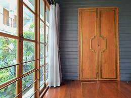 Vali Villa Bangkok