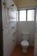 OYO 730 Meedee Hostel