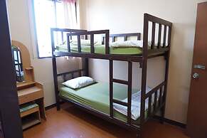 OYO 730 Meedee Hostel