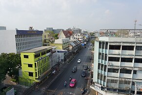 OYO 730 Meedee Hostel