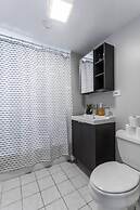 Mid Century Gem Comfort, Close to Train 3bd