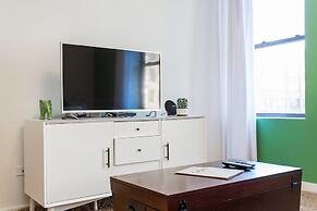 Juniper Mist - Modern 1 Bdr in Downtown