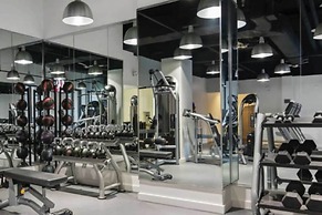 The Gulfstream - Vibrant Studio Heart of Downtown