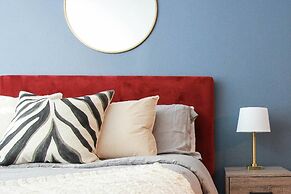 The Gulfstream - Vibrant Studio Heart of Downtown