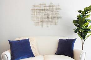 The Gulfstream - Vibrant Studio Heart of Downtown