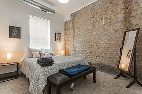 Handsome Mccormick 3bd-2ba Loft