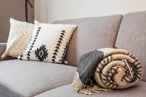 Handsome Mccormick 3bd-2ba Loft