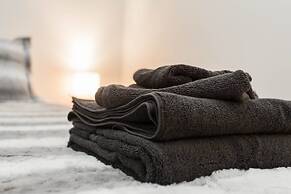 Handsome Mccormick 3bd-2ba Loft