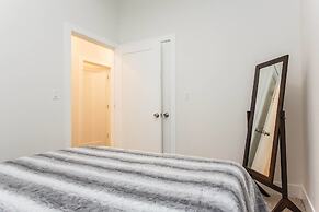 Handsome Mccormick 3bd-2ba Loft