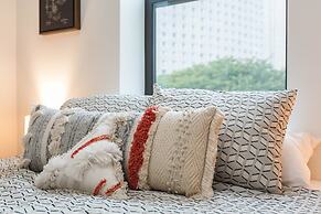 Handsome Mccormick 3bd-2ba Loft