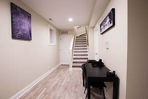 2 Level Home near Wrigley