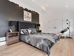 4 BDR Penthouse with Views