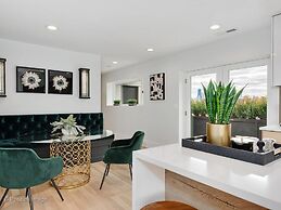 4 BDR Penthouse with Views