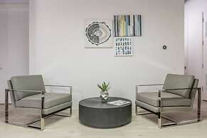 Breathtaking 6 BDR Luxury Condo Downtown Chicago