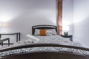 Breathtaking 6 BDR Luxury Condo Downtown Chicago