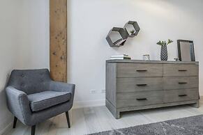 Breathtaking 6 BDR Luxury Condo Downtown Chicago