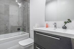 Breathtaking 6 BDR Luxury Condo Downtown Chicago