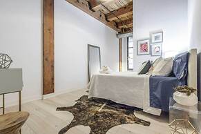 Breathtaking 6 BDR Luxury Condo Downtown Chicago