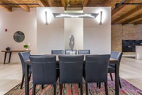 Breathtaking 6 BDR Luxury Condo Downtown Chicago