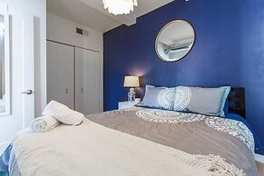 Chestnut Charm - Modern 1 BDR in Downtown