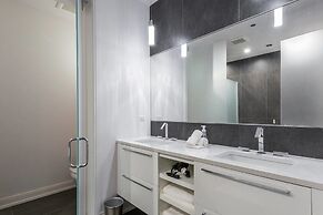 3 BDR Downtown Luxury Loft-spacious, Safe & Secure