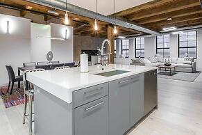 3 BDR Downtown Luxury Loft-spacious, Safe & Secure