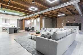 3 BDR Downtown Luxury Loft-spacious, Safe & Secure