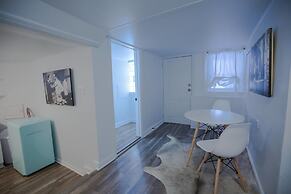 Cozy 1 BDR in Heart of Logan Square & Near Train