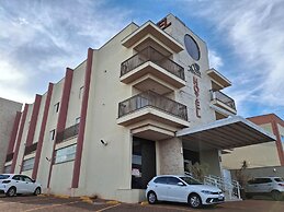 Onix Inn Hotel Cravinhos