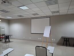 Onix Inn Hotel Cravinhos